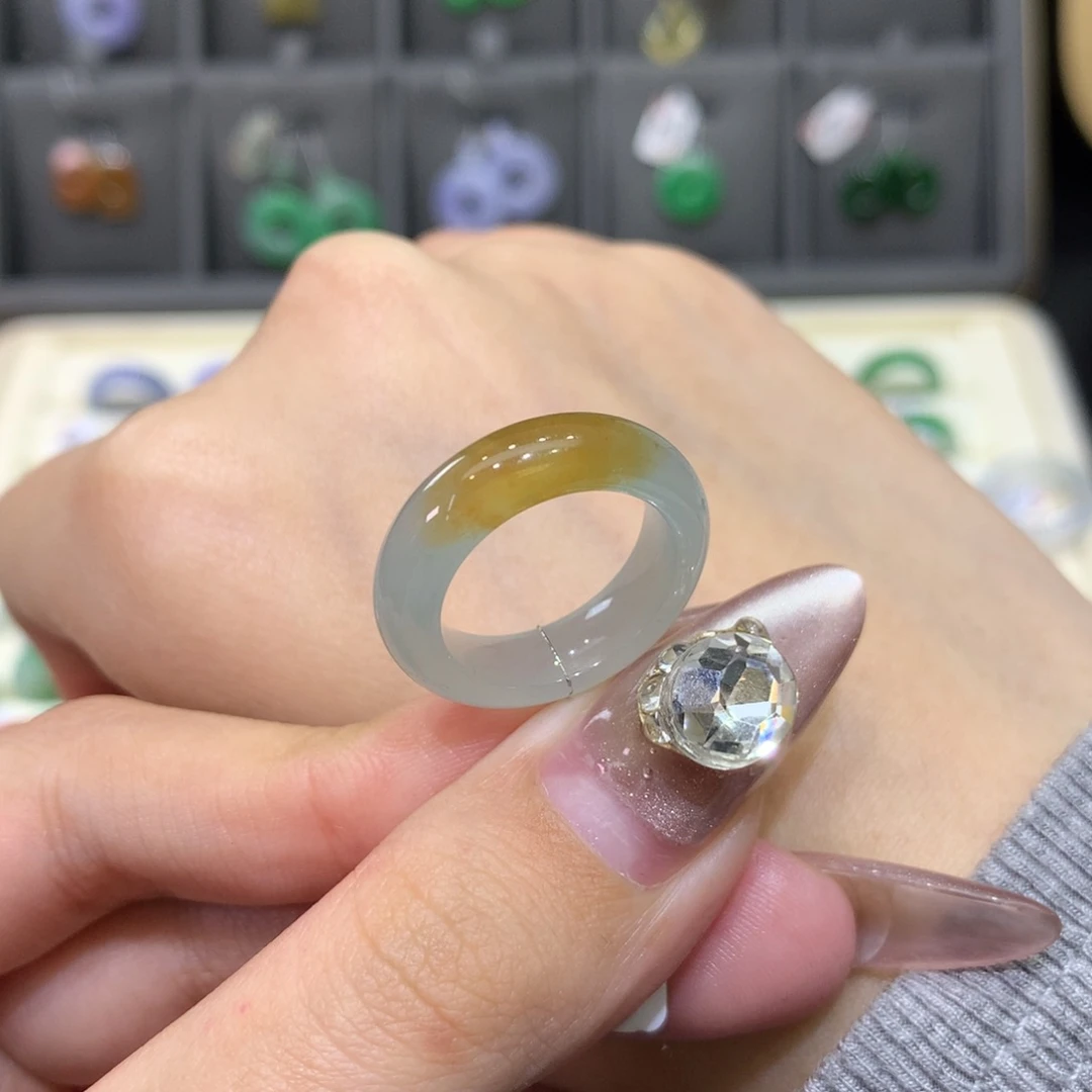 翡翠戒指未镶嵌9-10黄翡