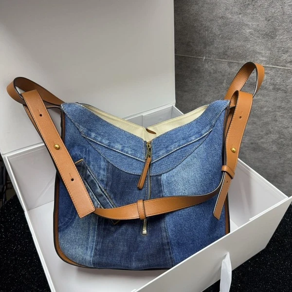 95新/罗意威/市场价38000/包包/250207XZ0016