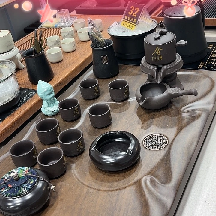 12685688898899996888