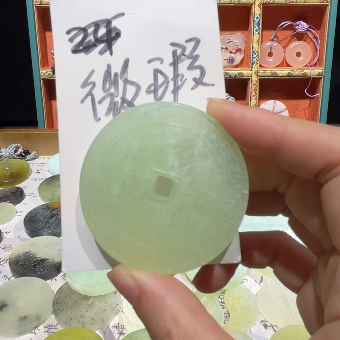 岫玉未镶嵌颈饰颈饰
