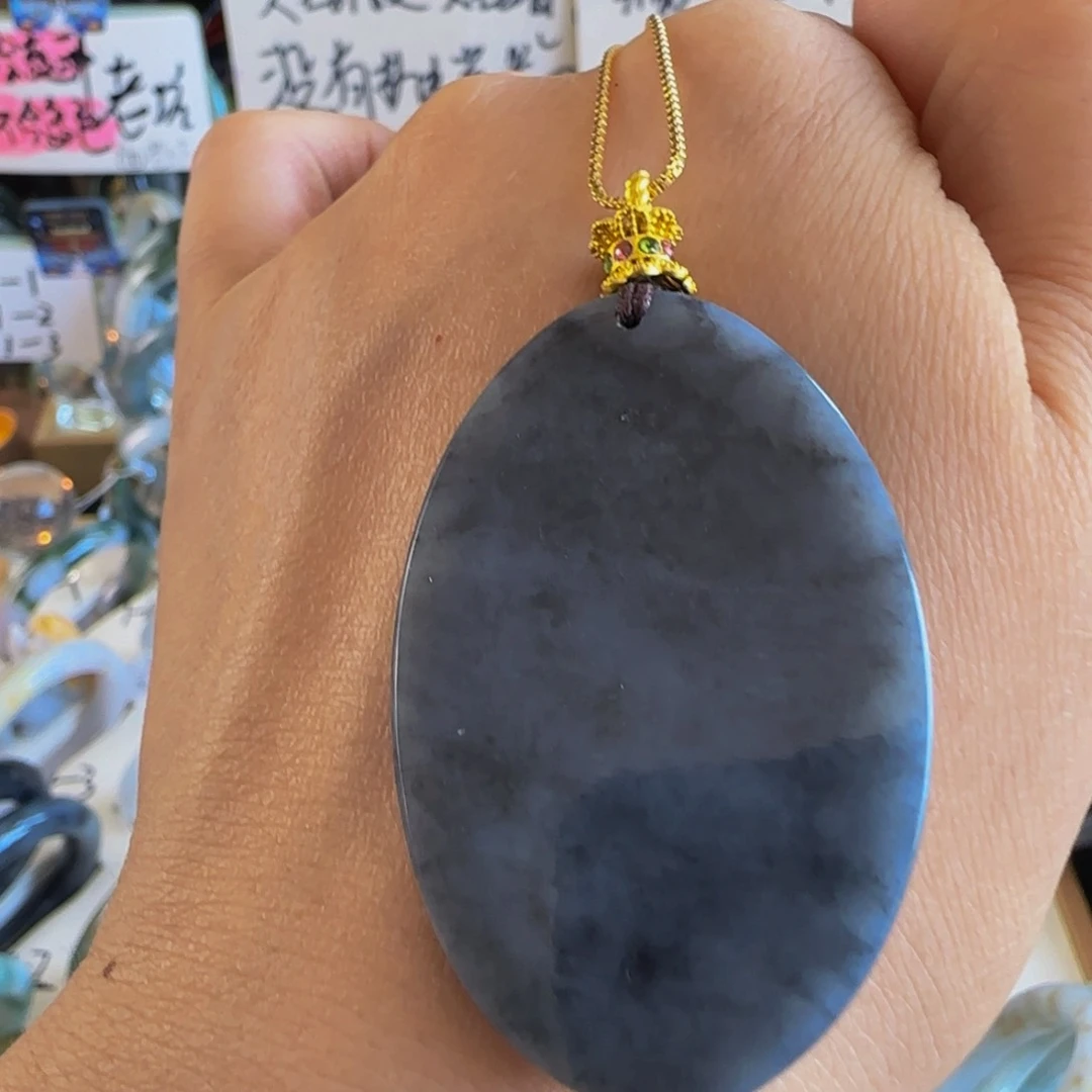 翡翠未镶嵌颈饰老坑