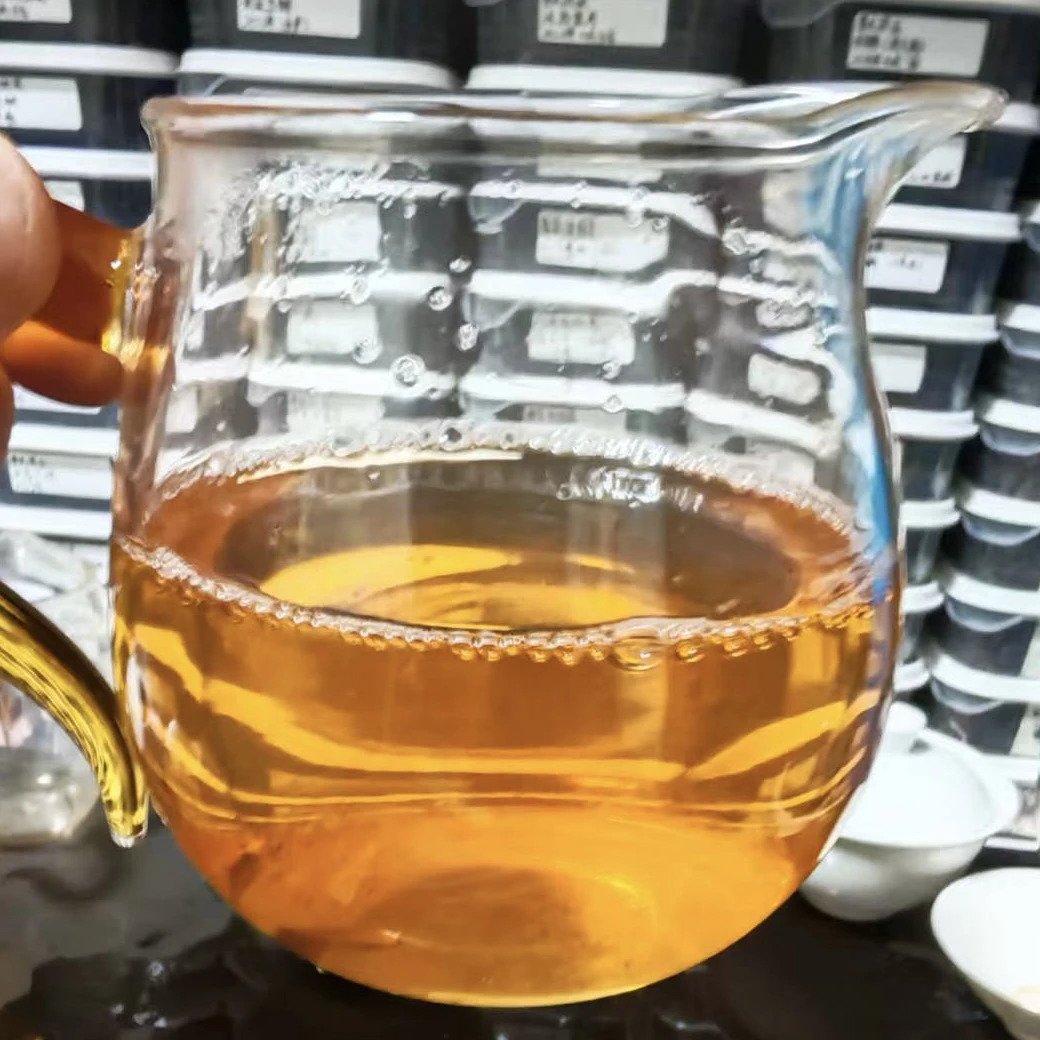 私人订制 尖叫系列:叫春山2019五寨混压古树正春200g普洱茶生茶饼