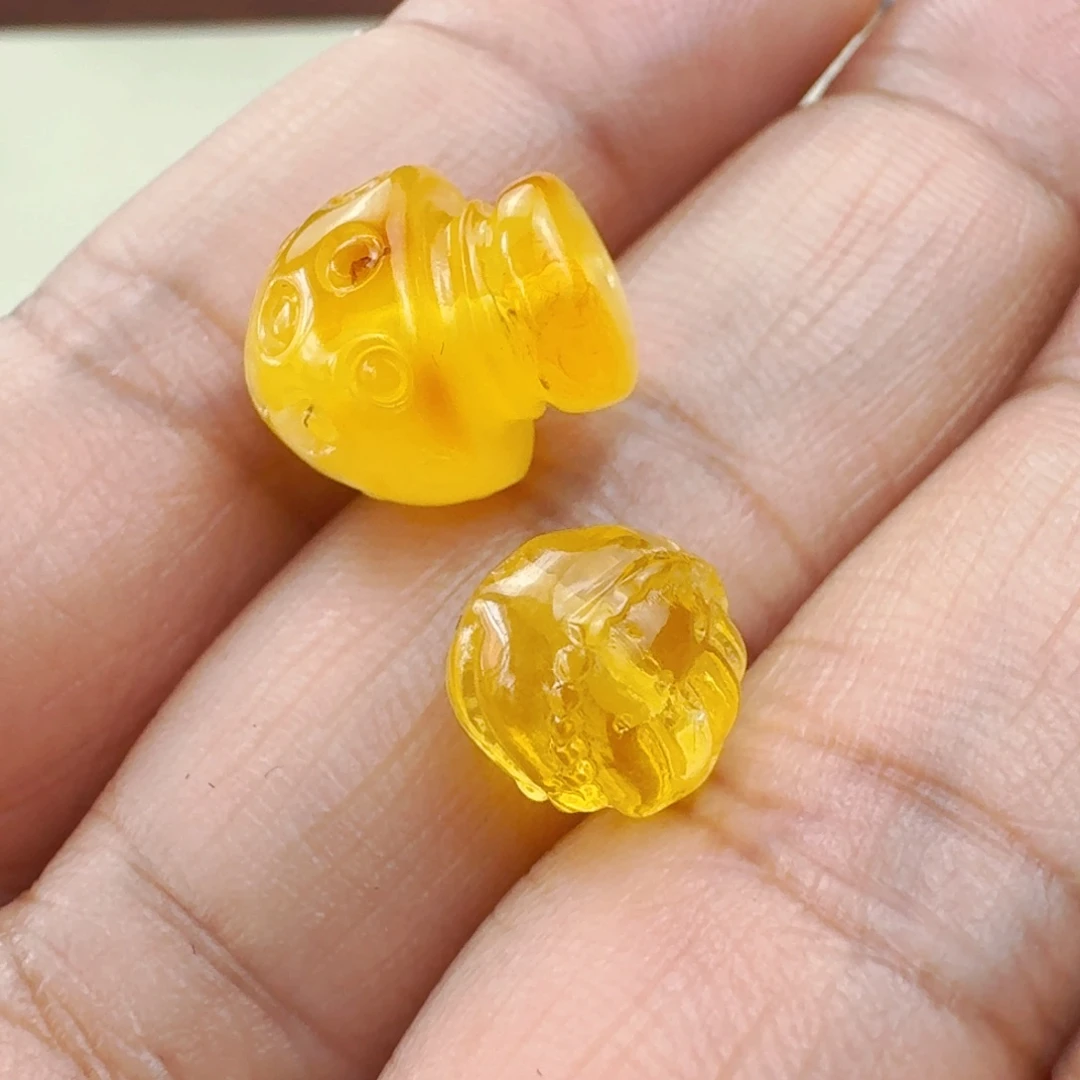 未镶嵌蜜蜡珠宝奇石