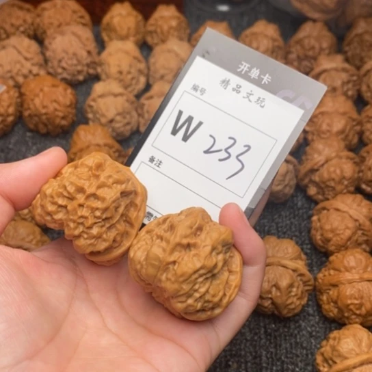 吊坠桃核我是第一百39