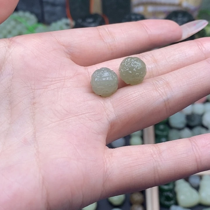 未镶嵌和田玉（糖玉）珠宝半成品