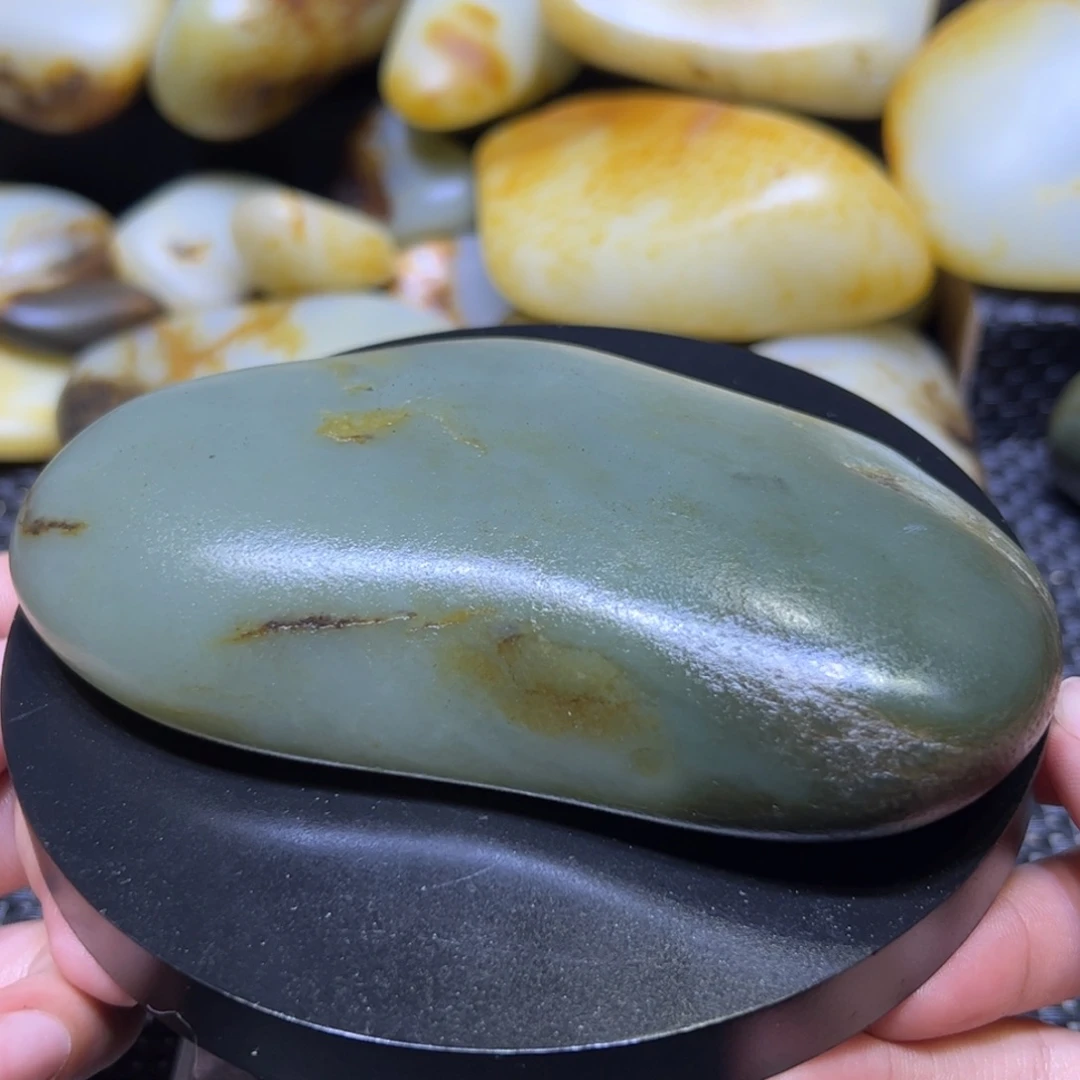 和田玉（子料）未镶嵌颈饰366克