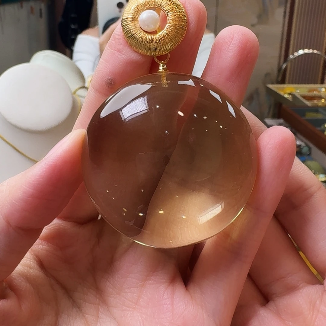 琥珀未镶嵌颈饰吊坠