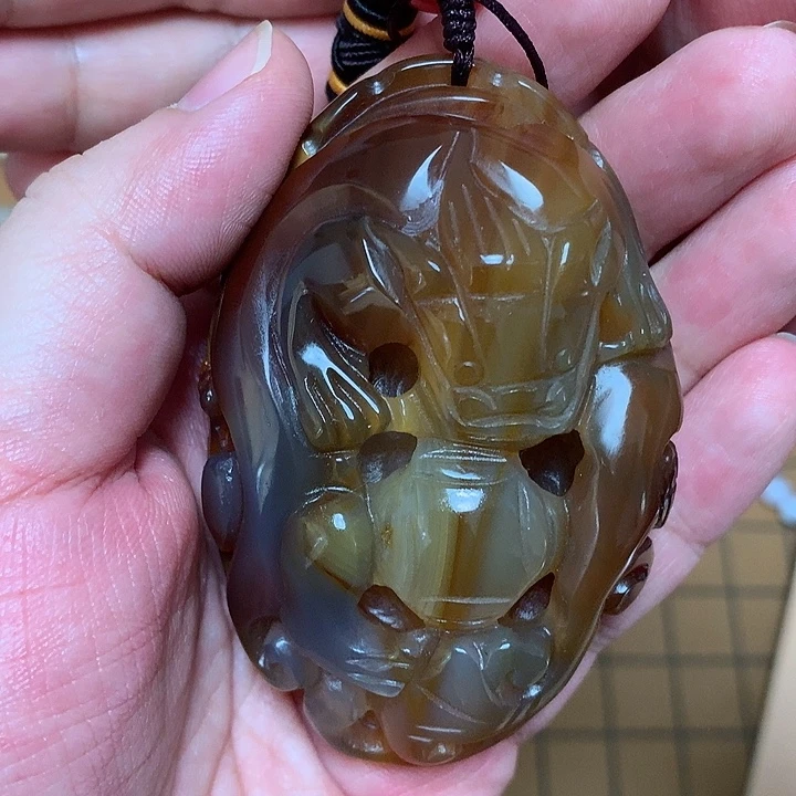 未镶嵌手把件玛瑙/玉髓天然玛瑙手把件貔貅