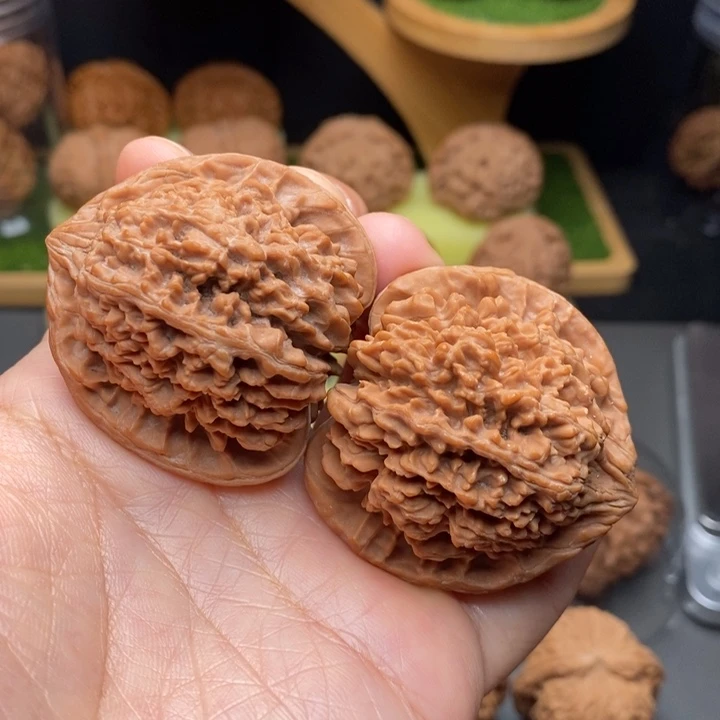 把件文玩核桃满天星45