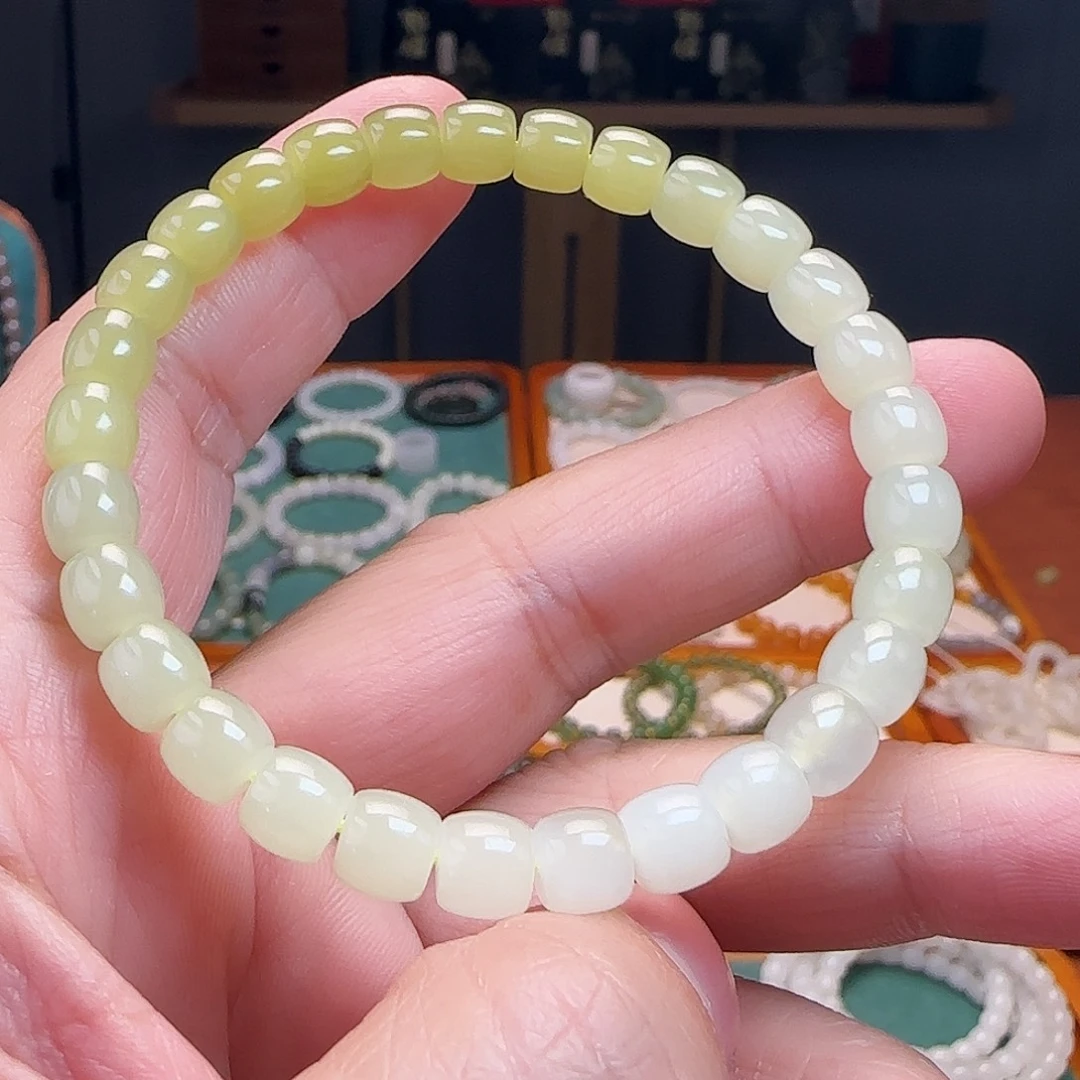 和田玉未镶嵌手链