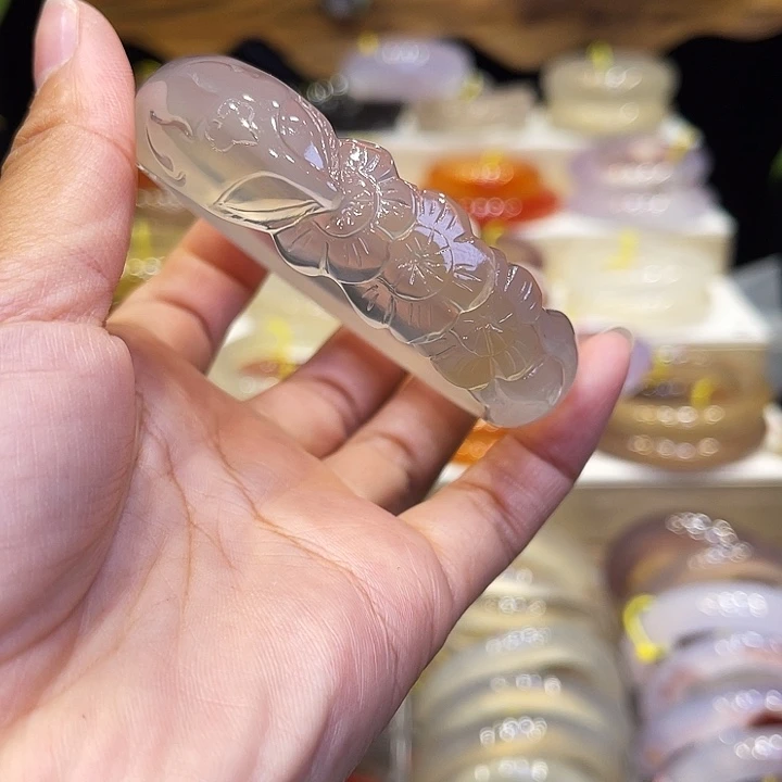 ****子玛瑙/玉髓手镯未镶嵌