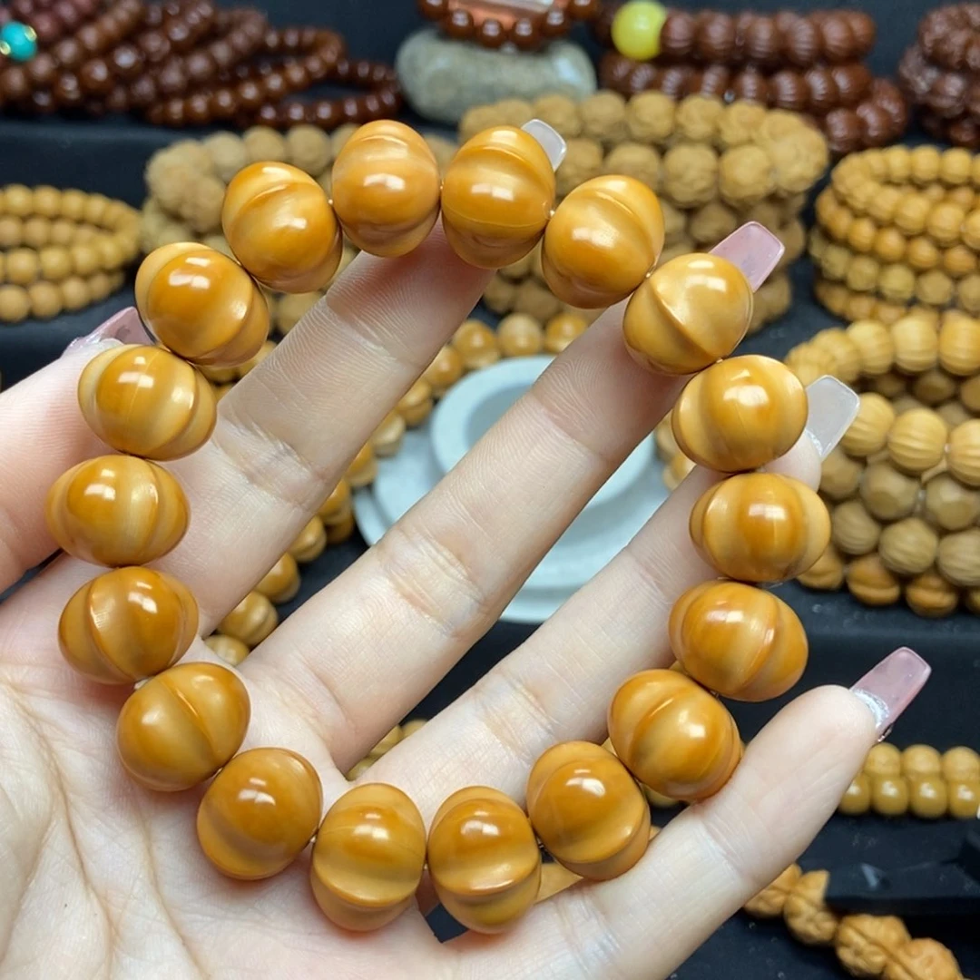 猴头核桃手串鲨鱼