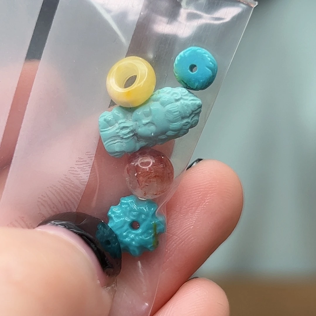 蜜蜡珠宝奇石未镶嵌