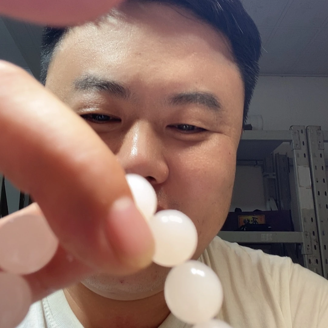 香榧木特头目欧娜俊图DVD图