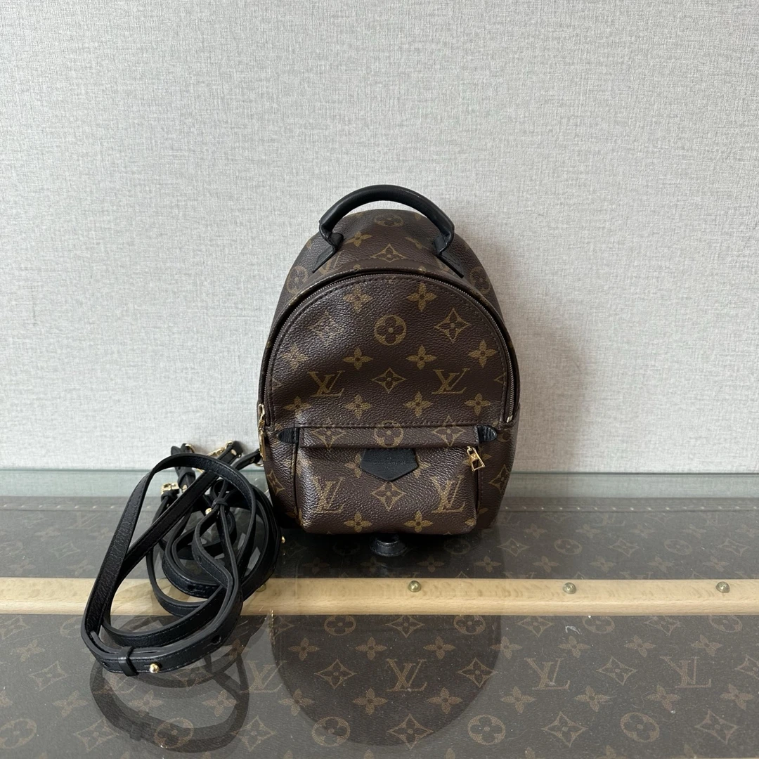 95新 LV 路易威登芯片款经典老花mini双肩包 12639