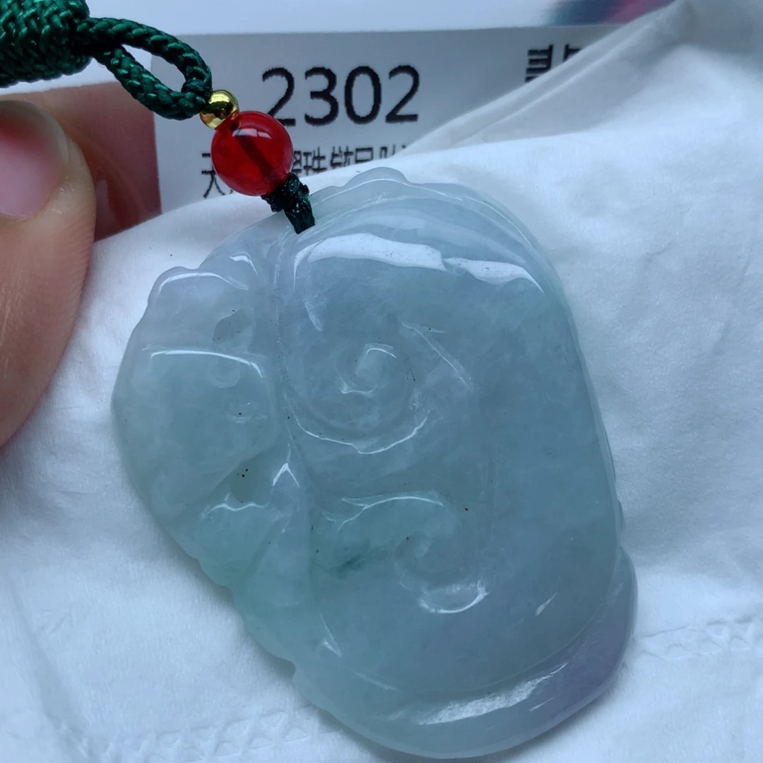 翡翠颈饰未镶嵌牌子