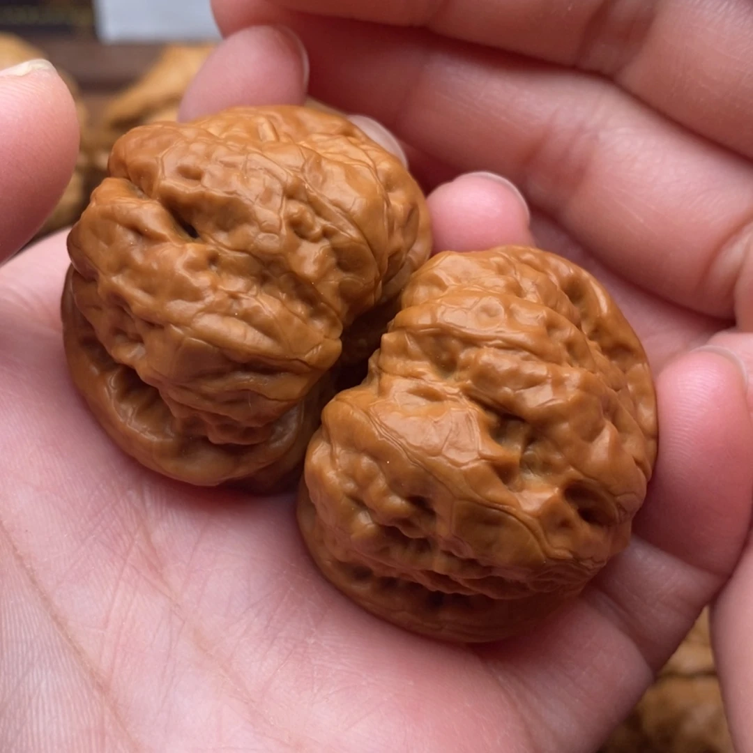 【闪购商品】文玩核桃把件边38左右