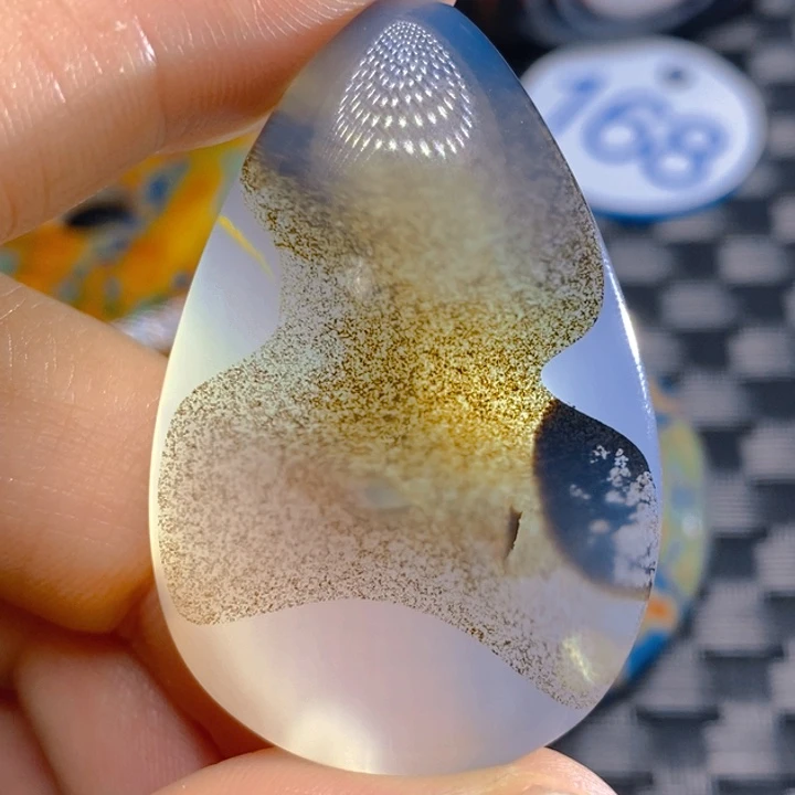 玛瑙/玉髓颈饰未镶嵌冰*