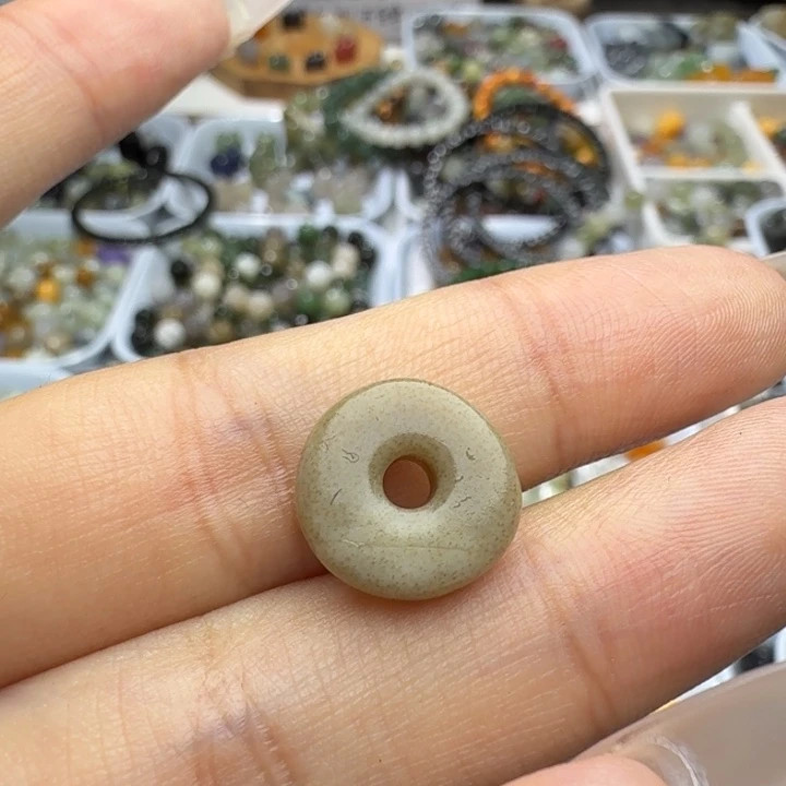 未镶嵌和田玉珠宝半成品