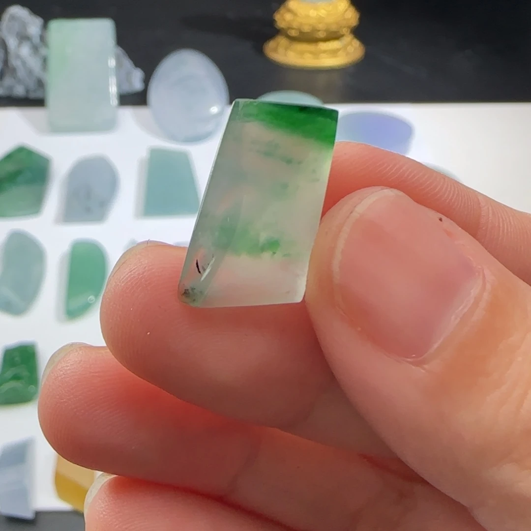 定制翡翠未镶嵌材料