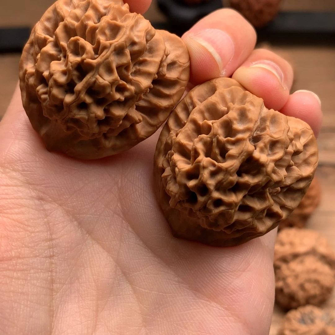 文玩核桃吊坠秦闷