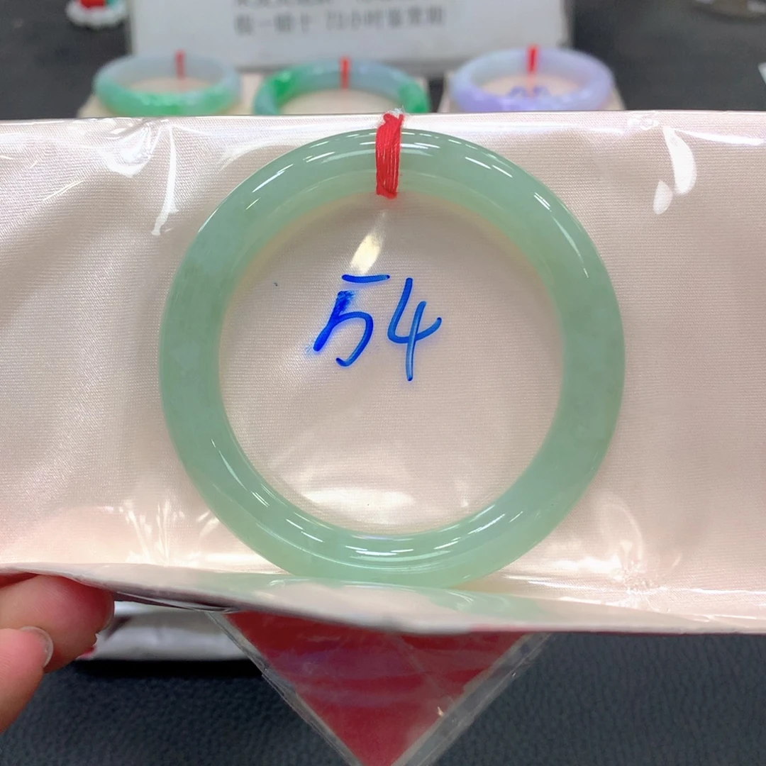 翡翠未镶嵌手镯54圆