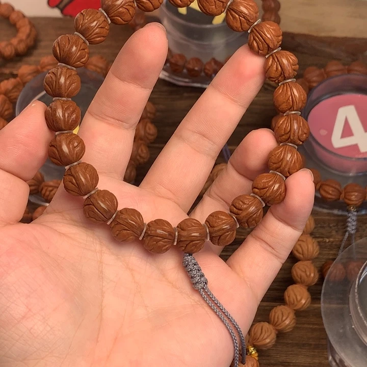 桃核吊坠13玉龙脊手持