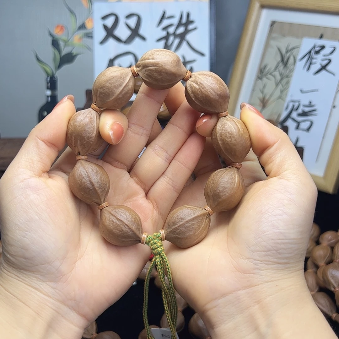 芳***华核桃21×28三花梅林铁核