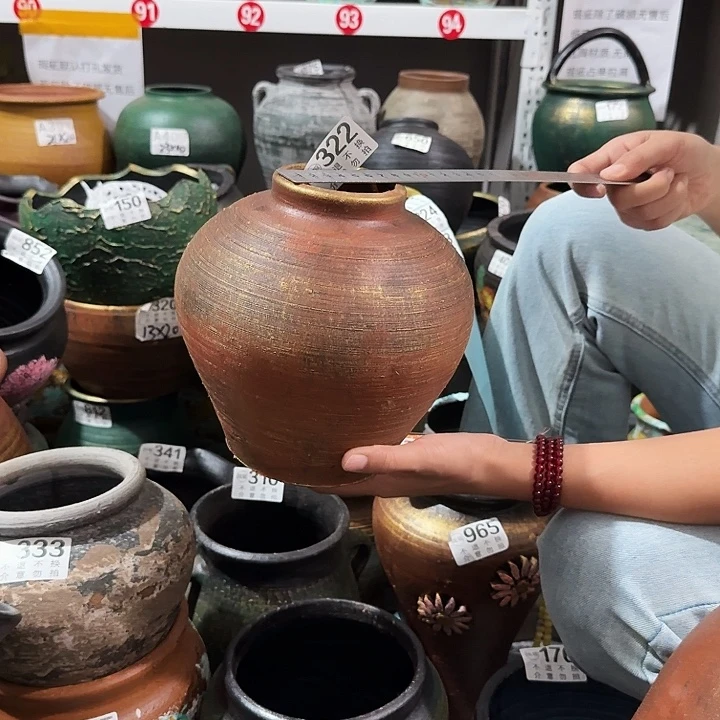 瑕疵金色坛子322高度20口径8