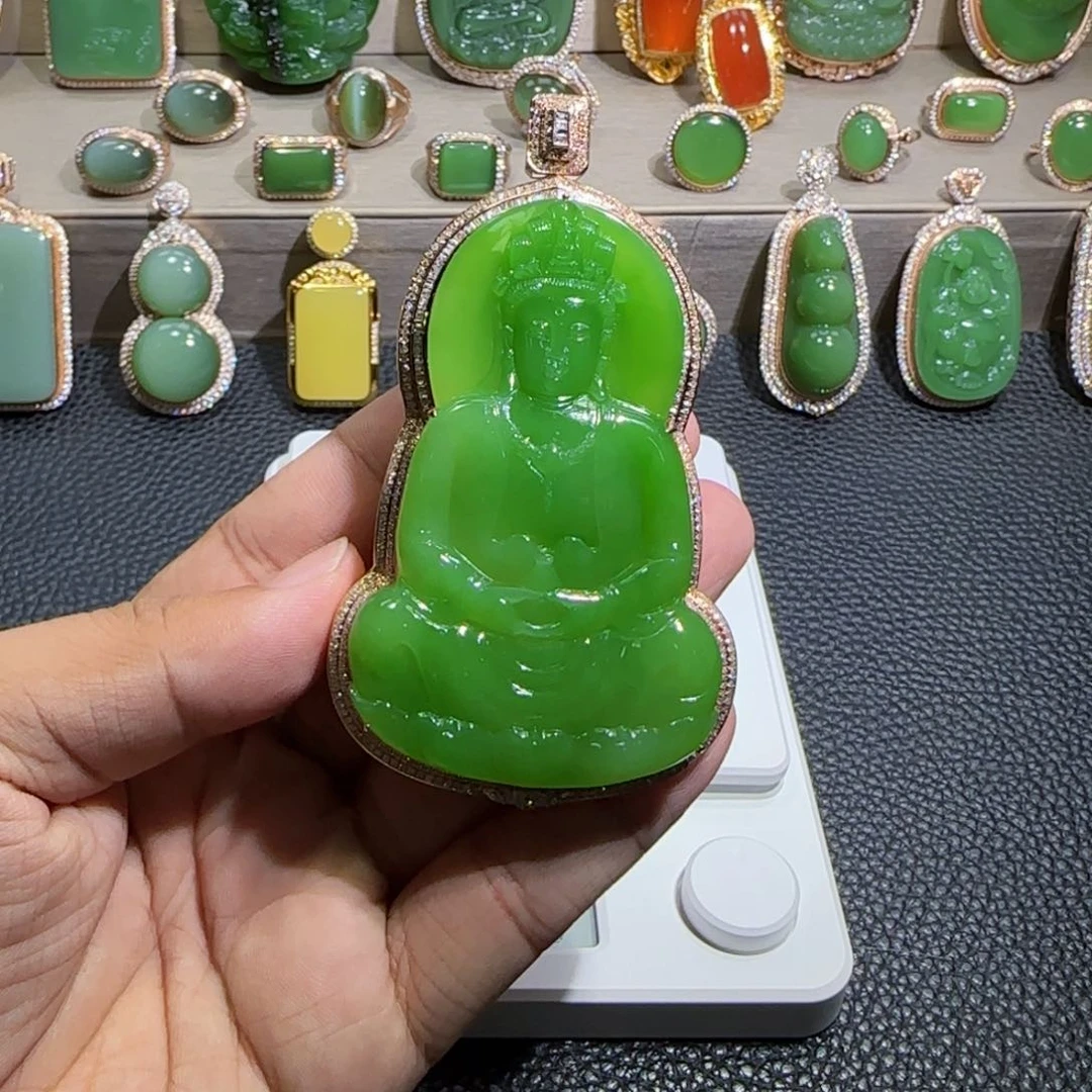18K金镶嵌和田玉（碧玉）挂件承*