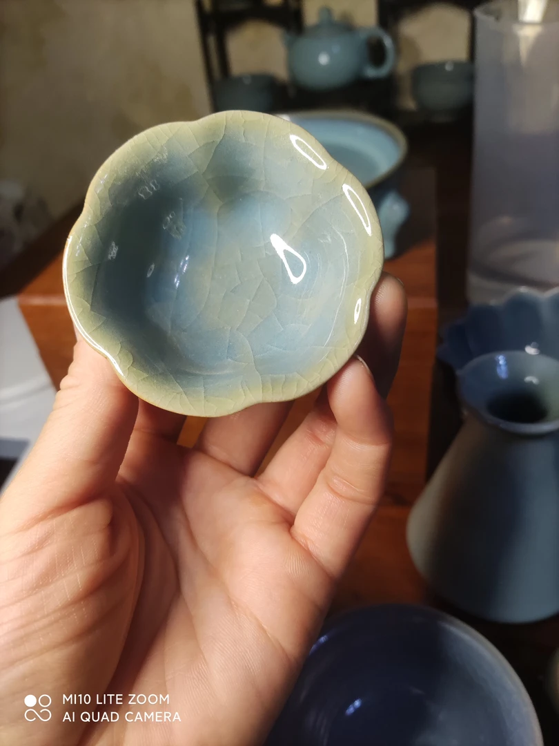 原矿原产地，天蓝六花瓣杯子