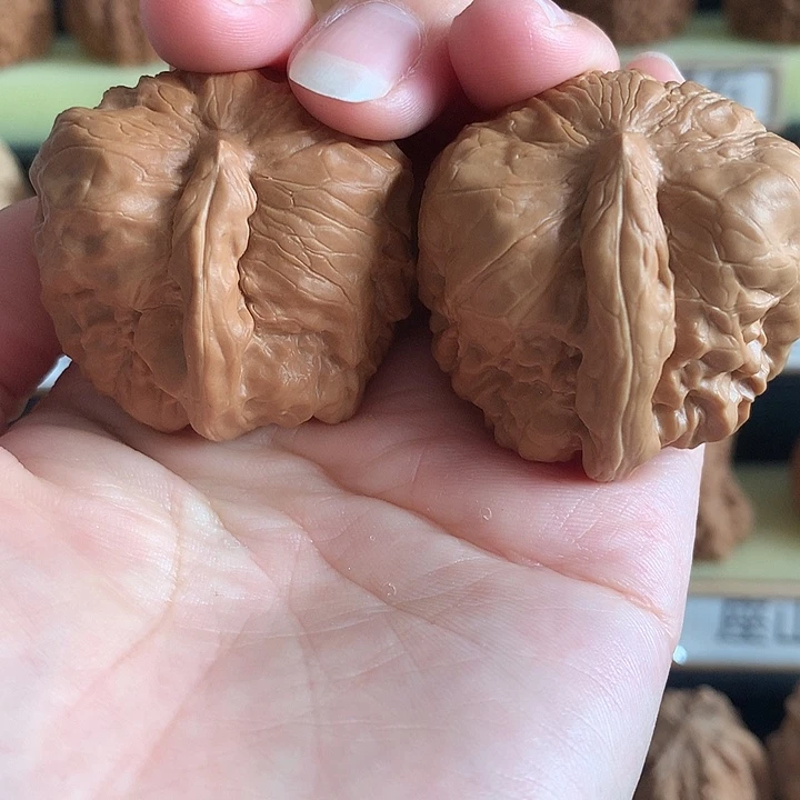 文玩核桃把件蛤蟆一帆风顺