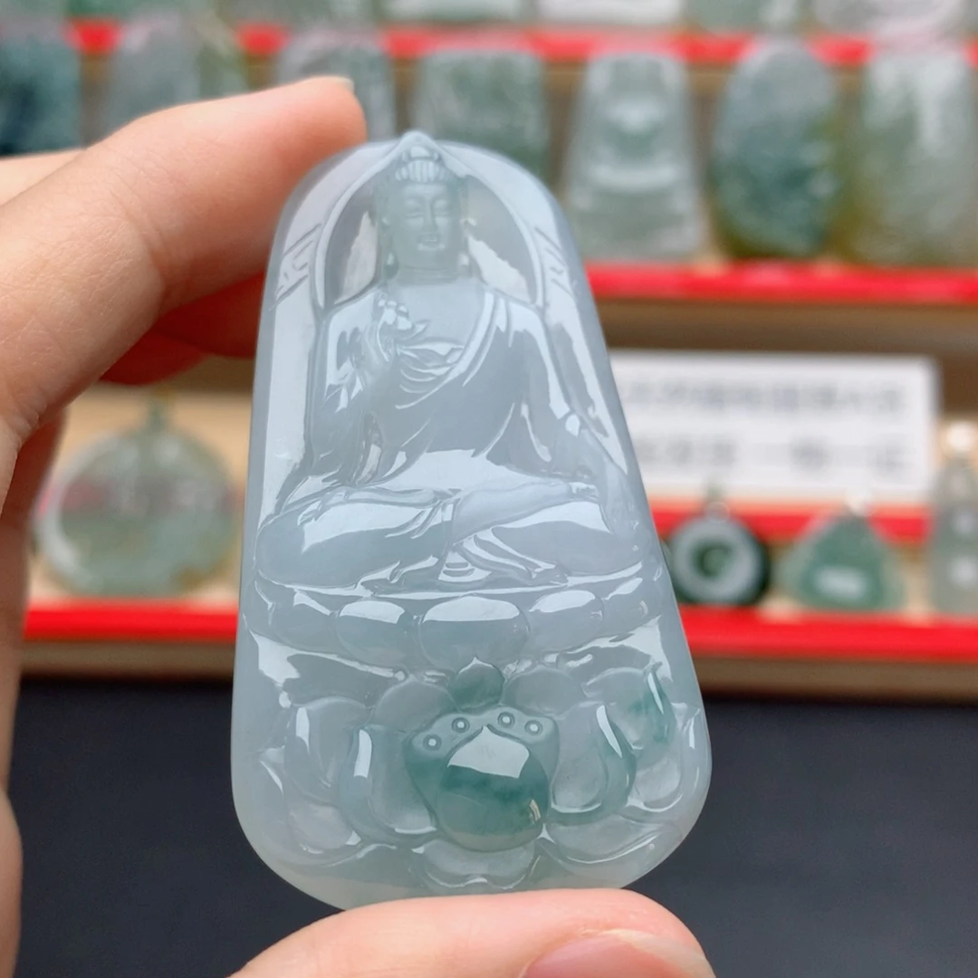 翡翠未镶嵌颈饰阿弥陀佛