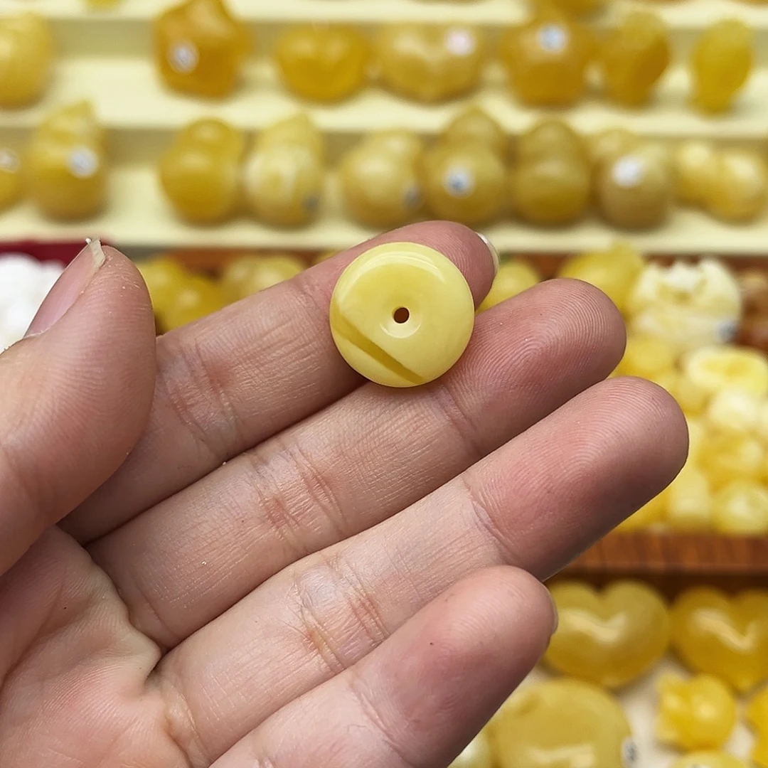 蜜蜡未镶嵌裸石天然