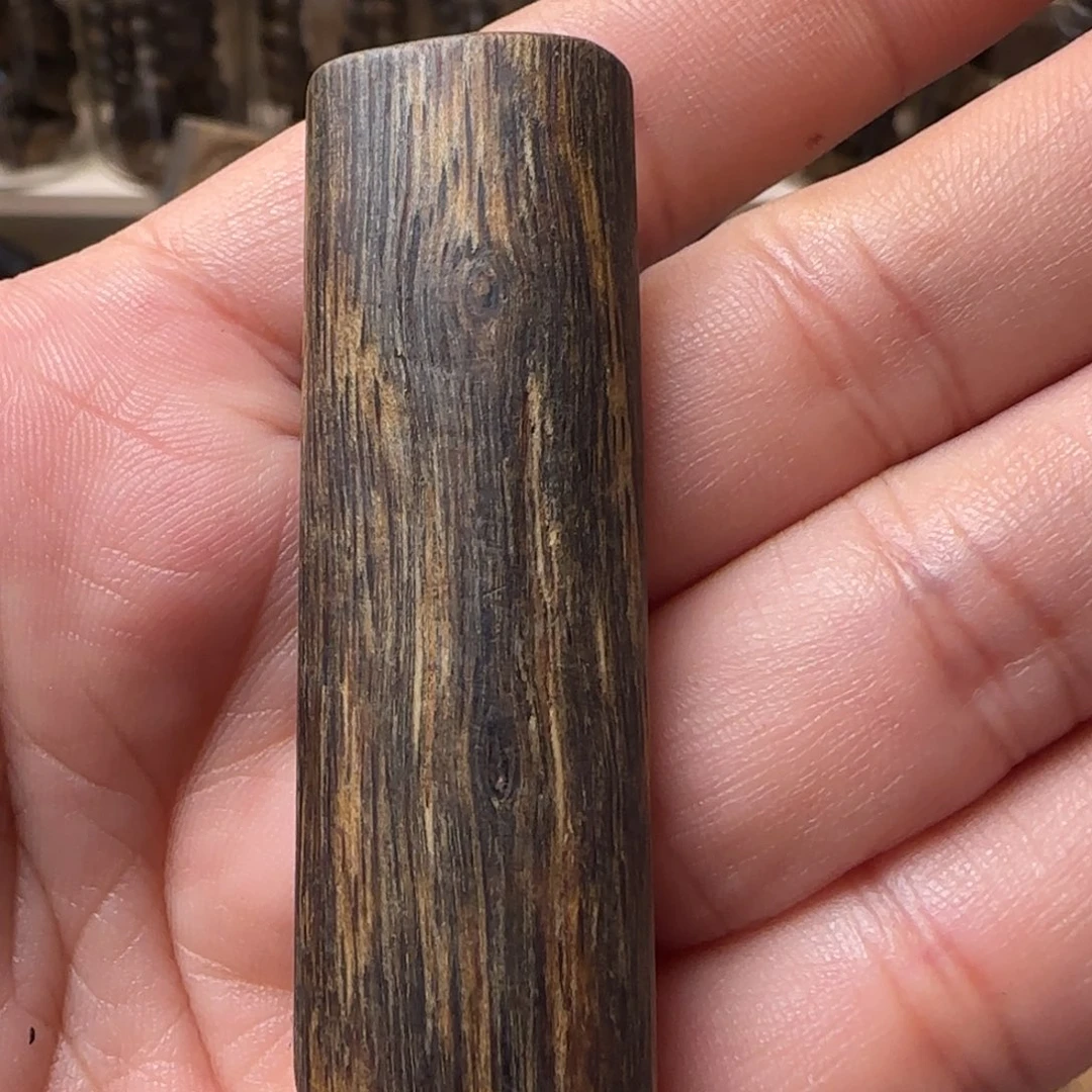 沉香碎屑沉香素牌