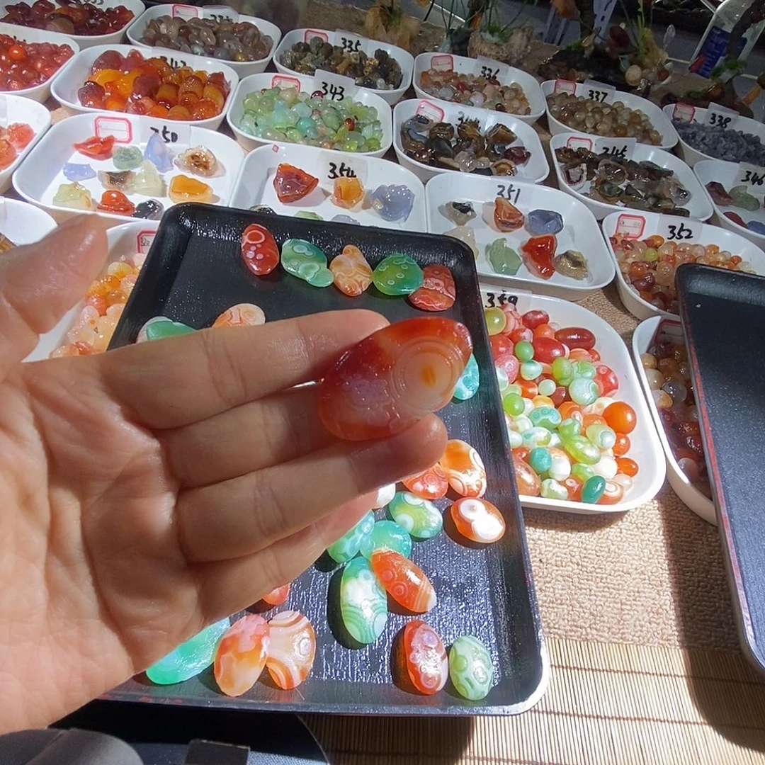 玛瑙/玉髓合金珠宝奇石