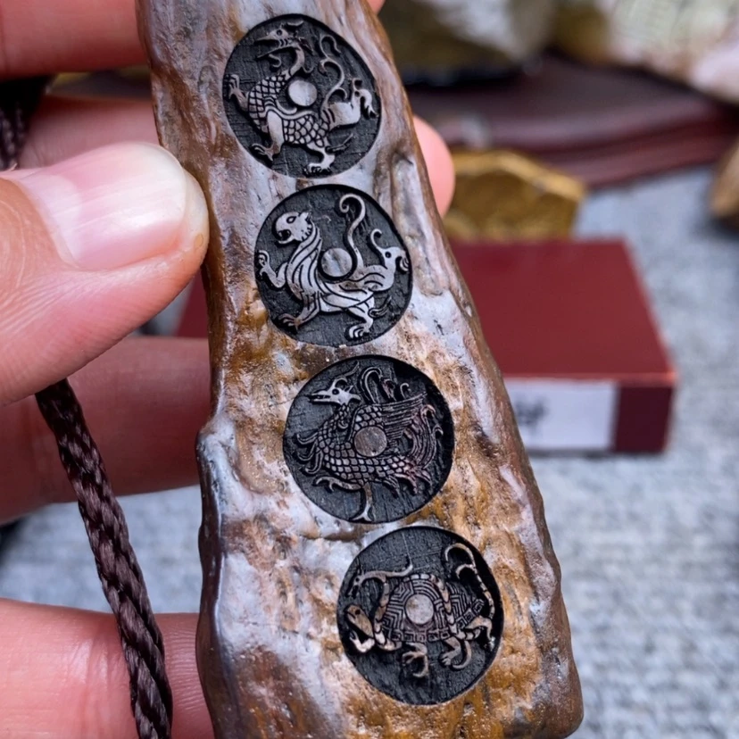 【闪购商品】原石雕刻手把件