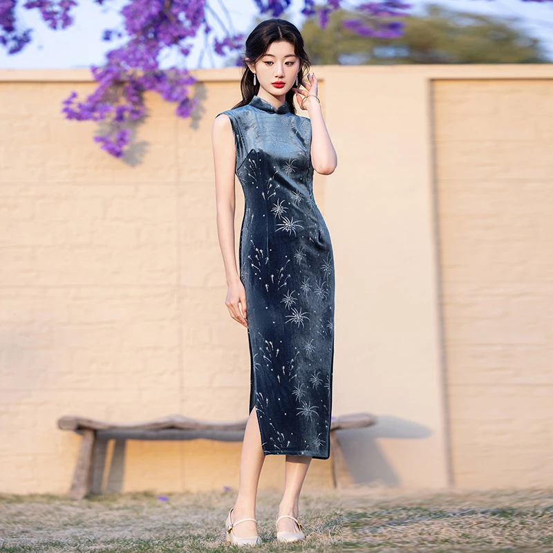 旗袍气质复古改良年轻日常2025中式夏季新款修身无袖连衣裙