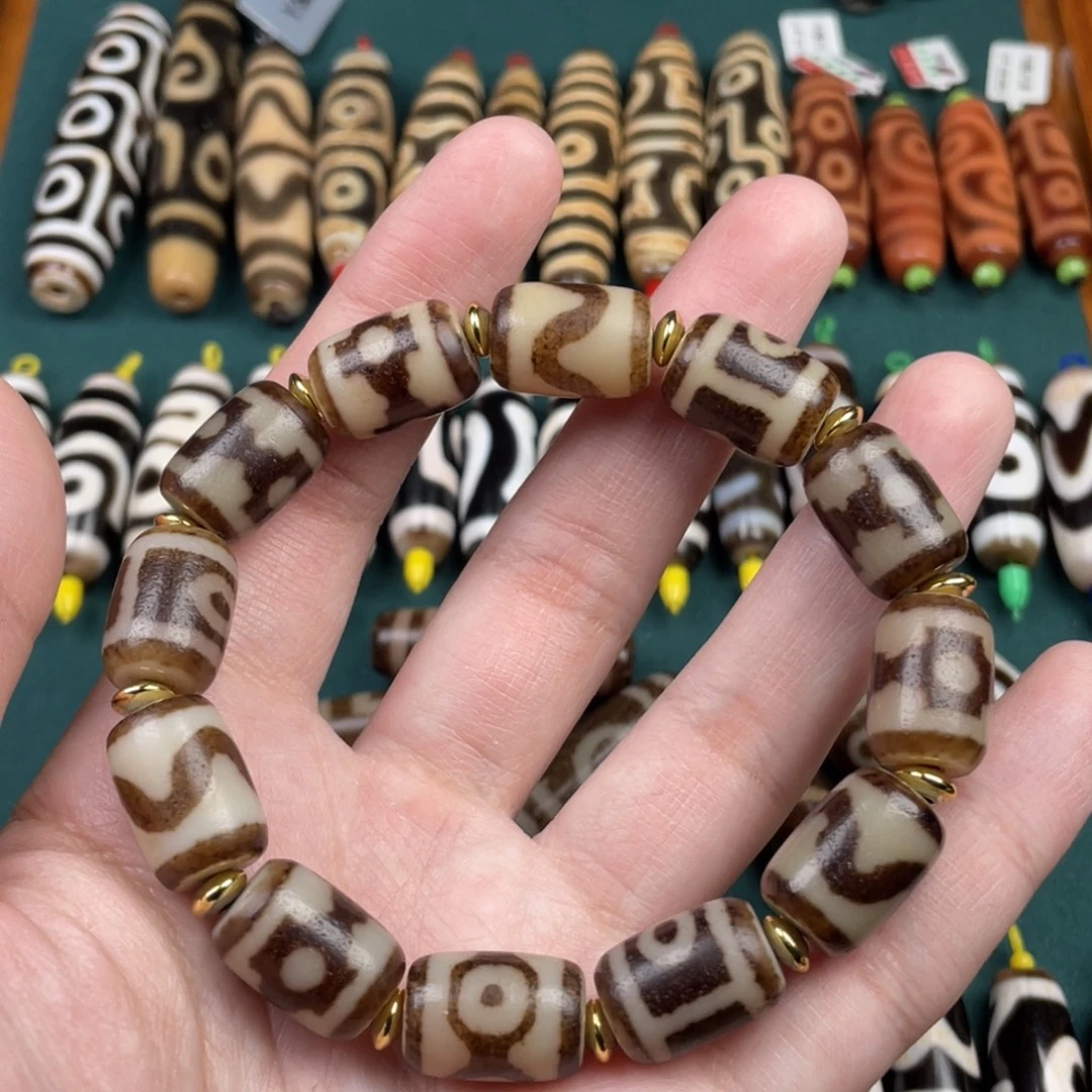 玛瑙/玉髓未镶嵌手串曲贡16 11mm 12粒