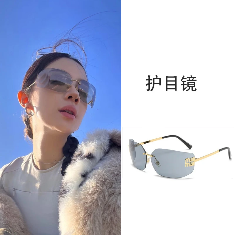 2025好看百搭时尚女生显脸小简约不挑人新款猫眼板材墨镜太阳镜