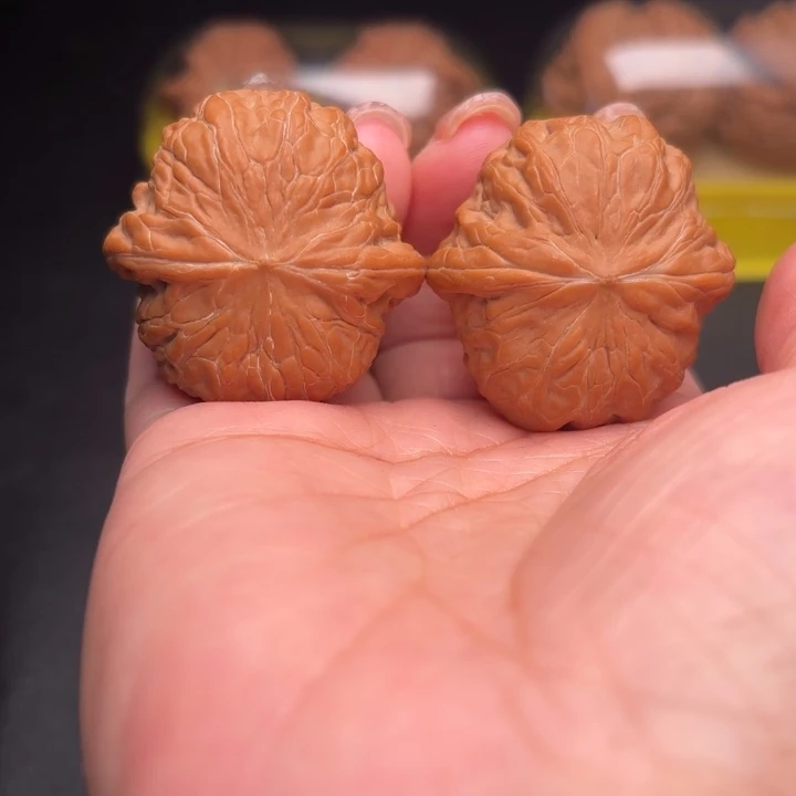 把件桃核38铁锤狮子头