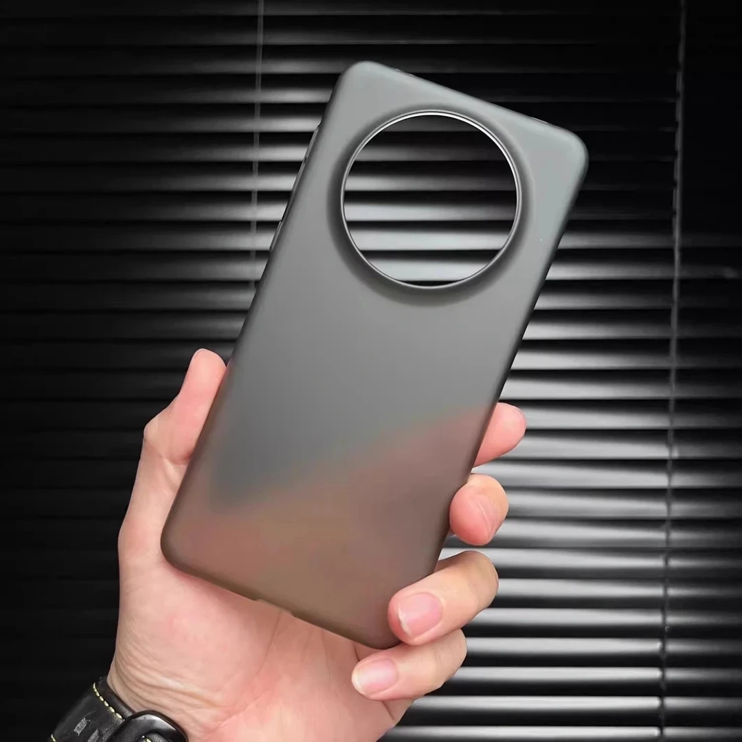 适用华为Mate60Pro冰感简约磨砂手机壳超薄高级质感透明不粘指纹7