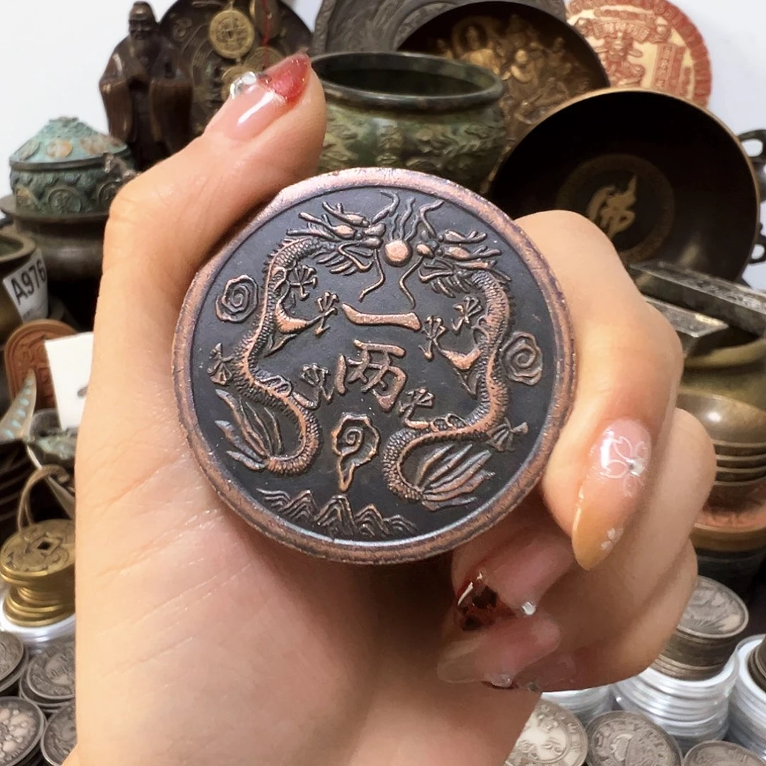 金属复古风格摆件