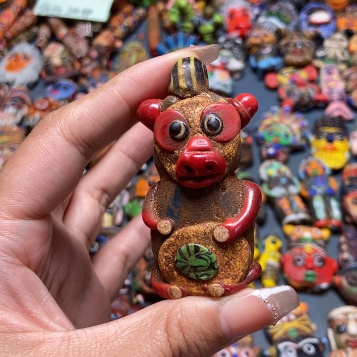 颈饰玻璃印度尼西亚熊博士