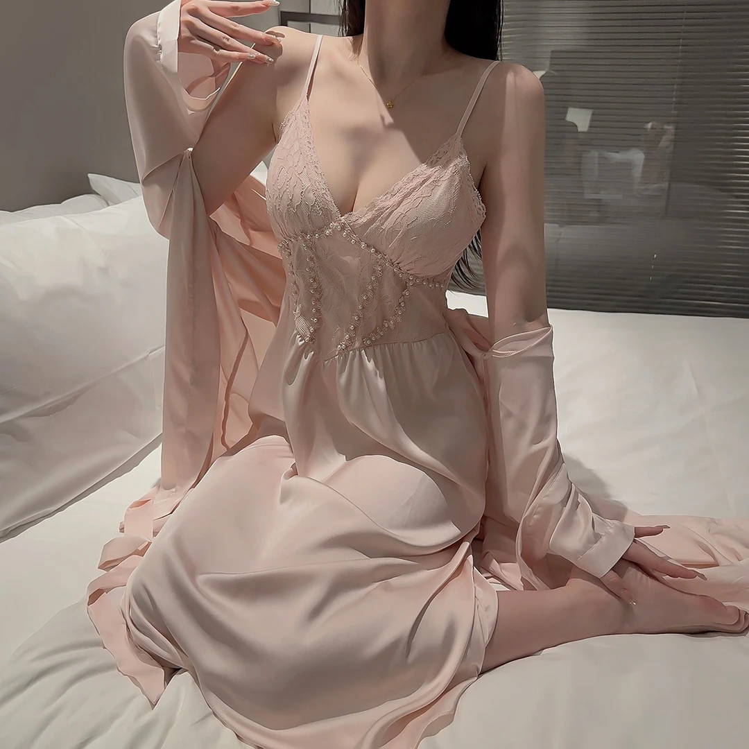 新款冰丝绸缎面睡衣女性感纯欲蕾丝宫廷风吊带胸垫睡裙睡袍两件套