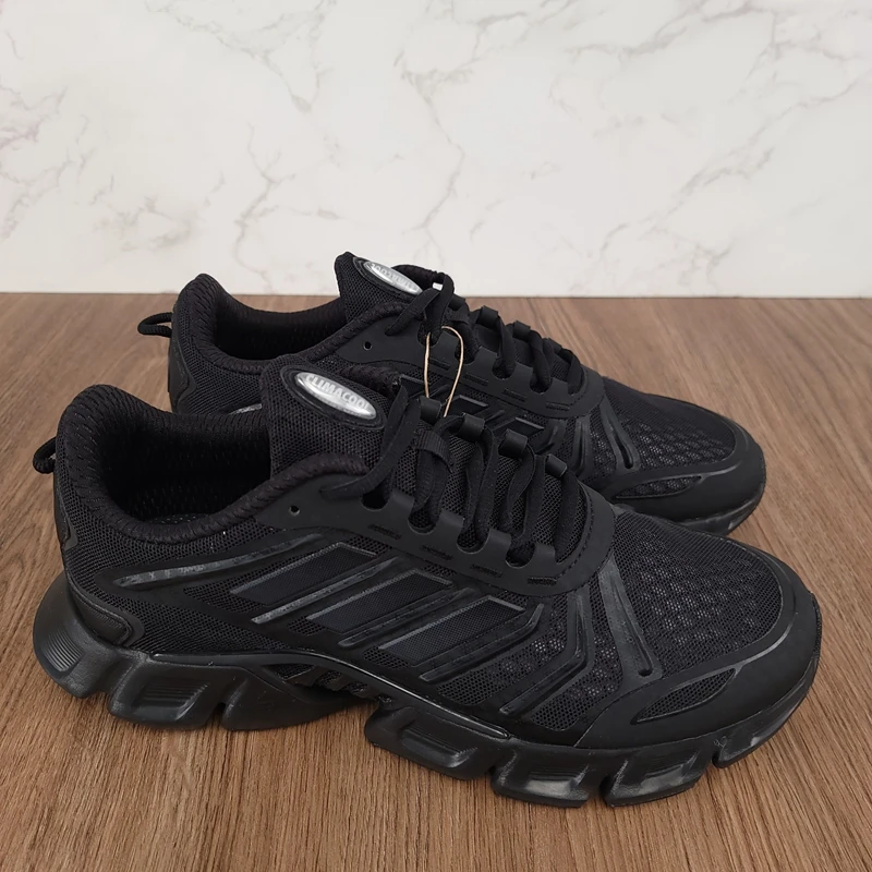 （断码处理）阿迪达斯清风男女款时尚运动休闲透气减震跑步鞋GX5583