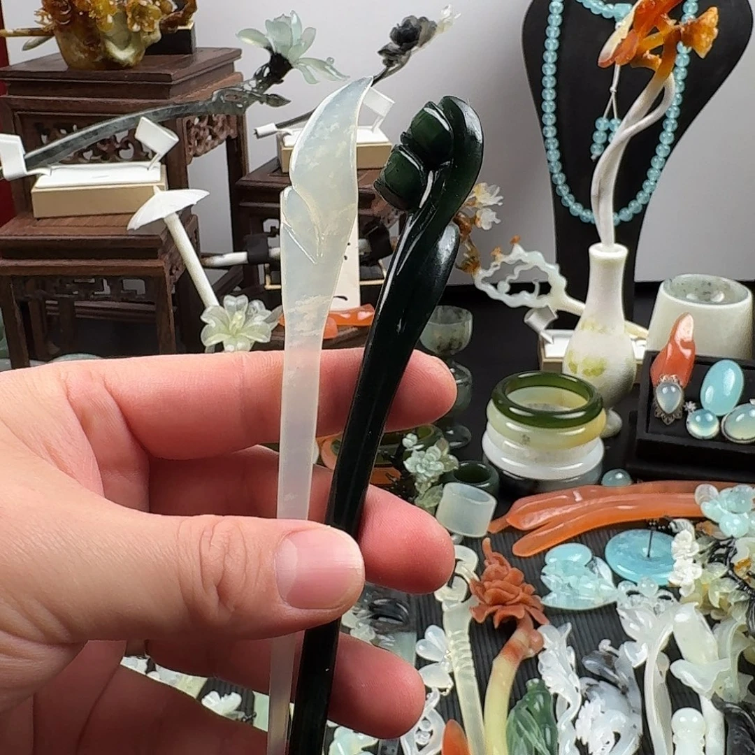 蛇纹石玉未镶嵌发饰