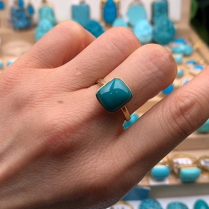 绿松石18K金镶嵌珠宝奇石