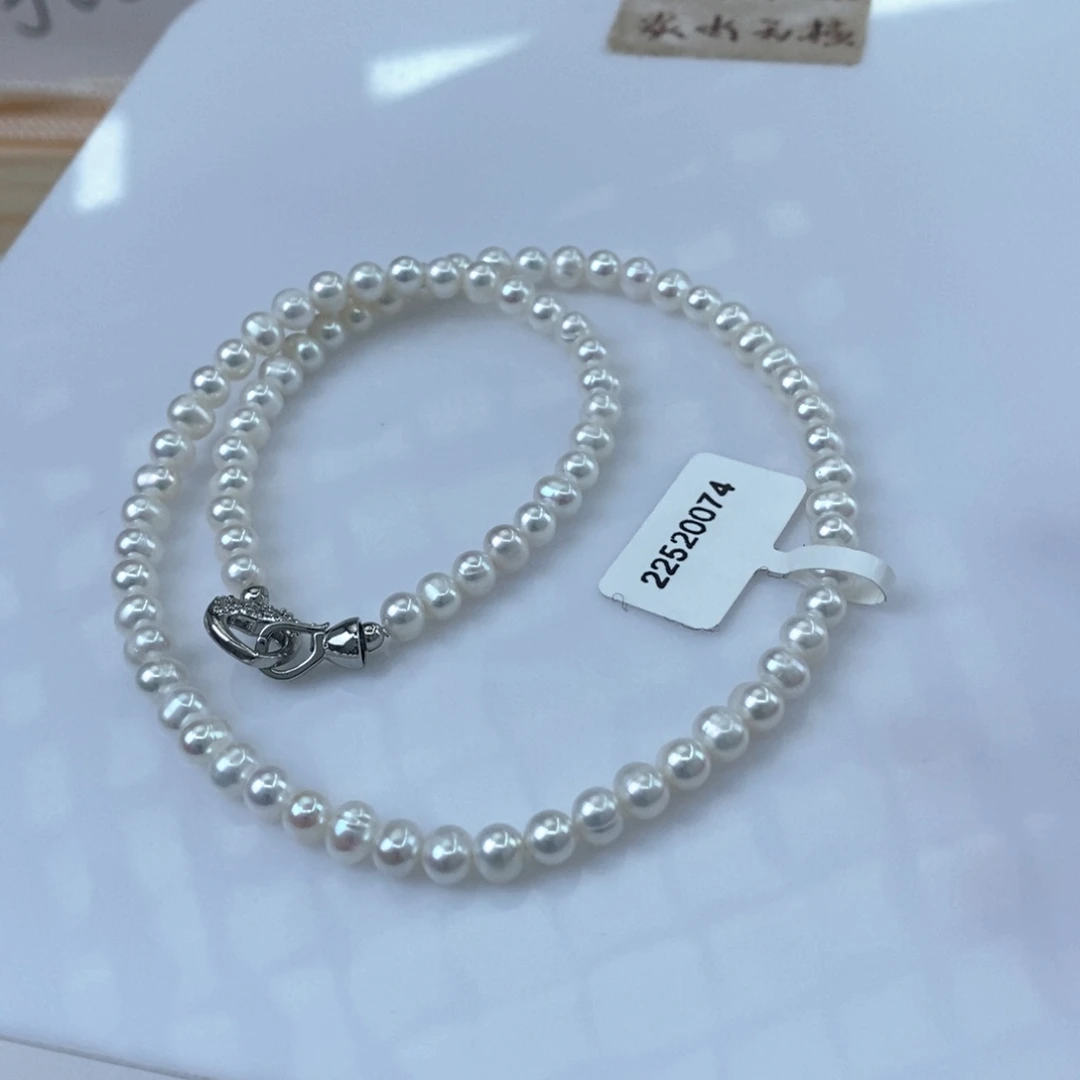 颈饰未镶嵌淡水珍珠
