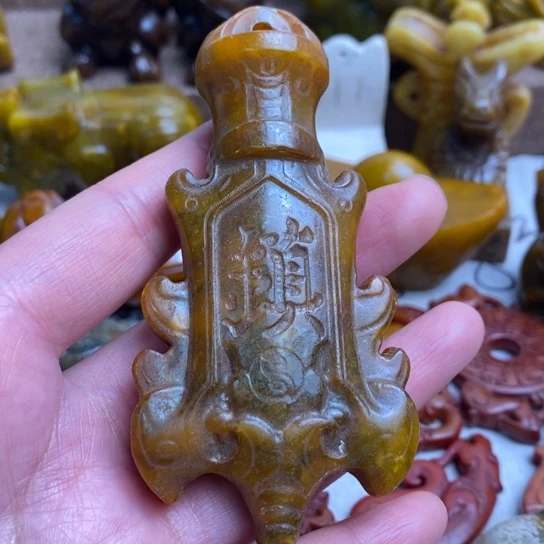 蛇纹石玉未镶嵌颈饰21
